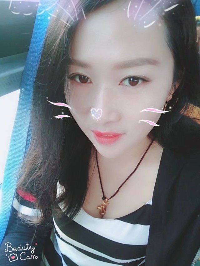 性感C杯熟女 如梦
